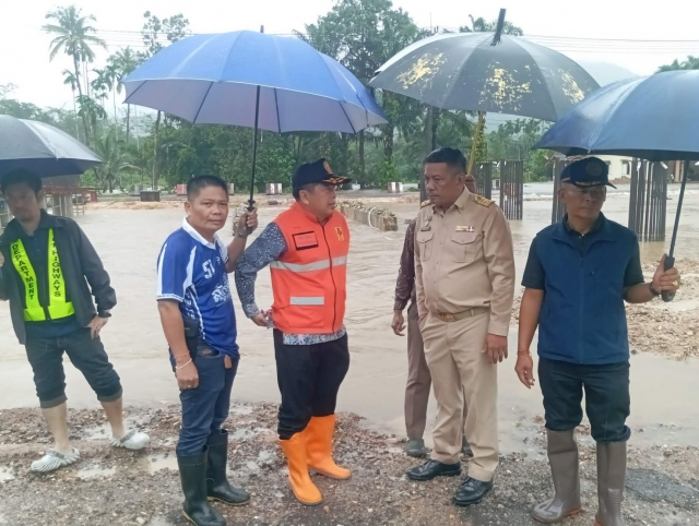 ลงพื้นที่ติดตามสถานการณ์