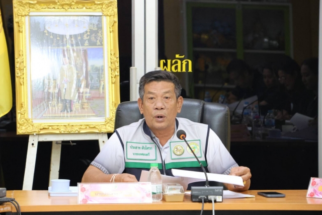 เข้าร่วมการประชุมประจำชุมสภาเทศเดือน ณ ห้องประบาลตำบลราชกรูด