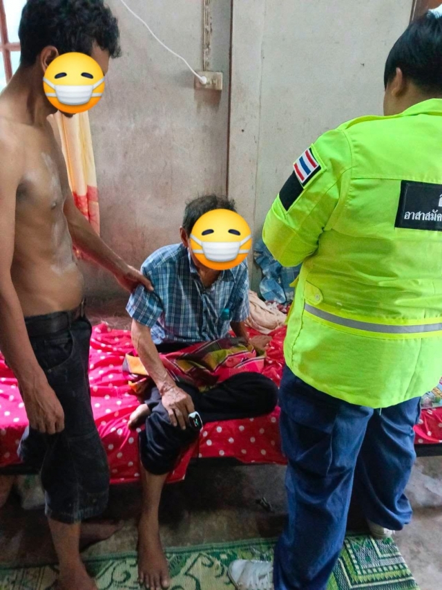 ออกรับผู้ป่วยเพศชาย อายุ 75 ปี บริเวณหมู่ที่ 5